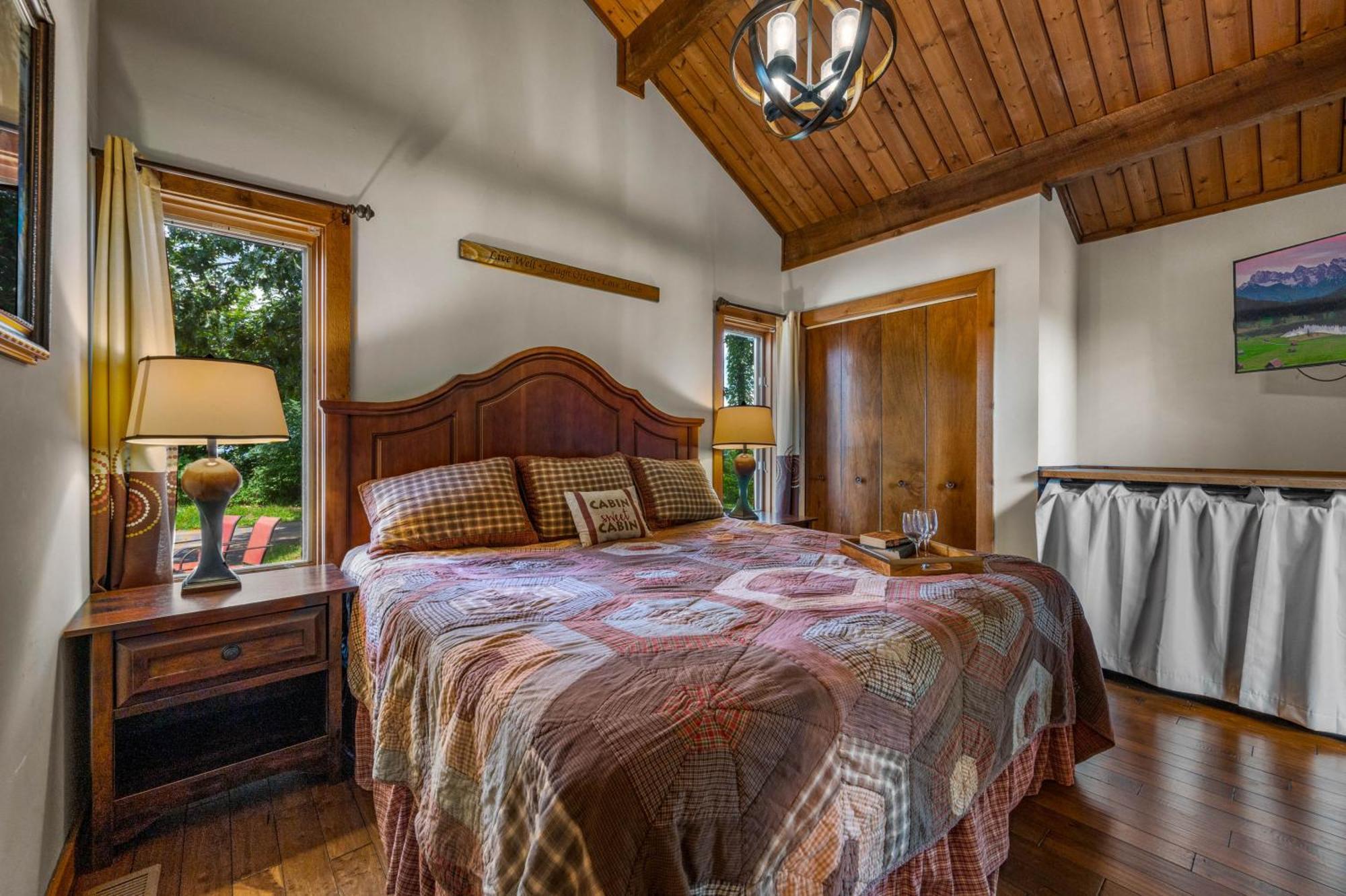 Twinflower Summit - Incredible Views, Pet Friendly! جاتلينبرج المظهر الخارجي الصورة