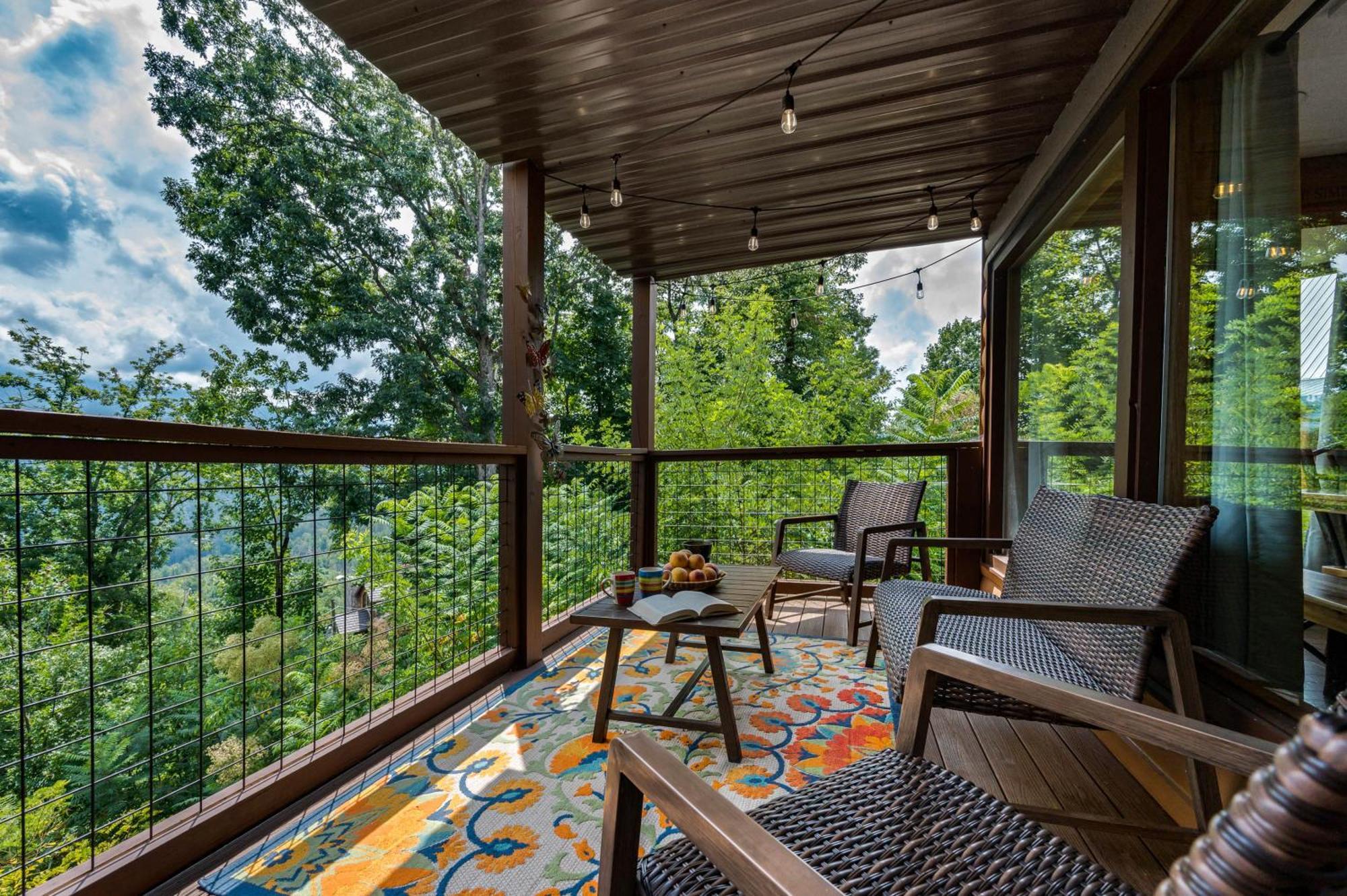 Twinflower Summit - Incredible Views, Pet Friendly! جاتلينبرج المظهر الخارجي الصورة